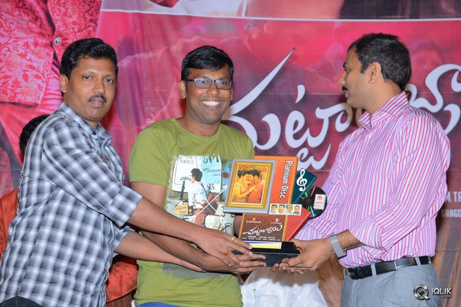 Chuttalabbayi-Movie-Platinum-Disc-Function